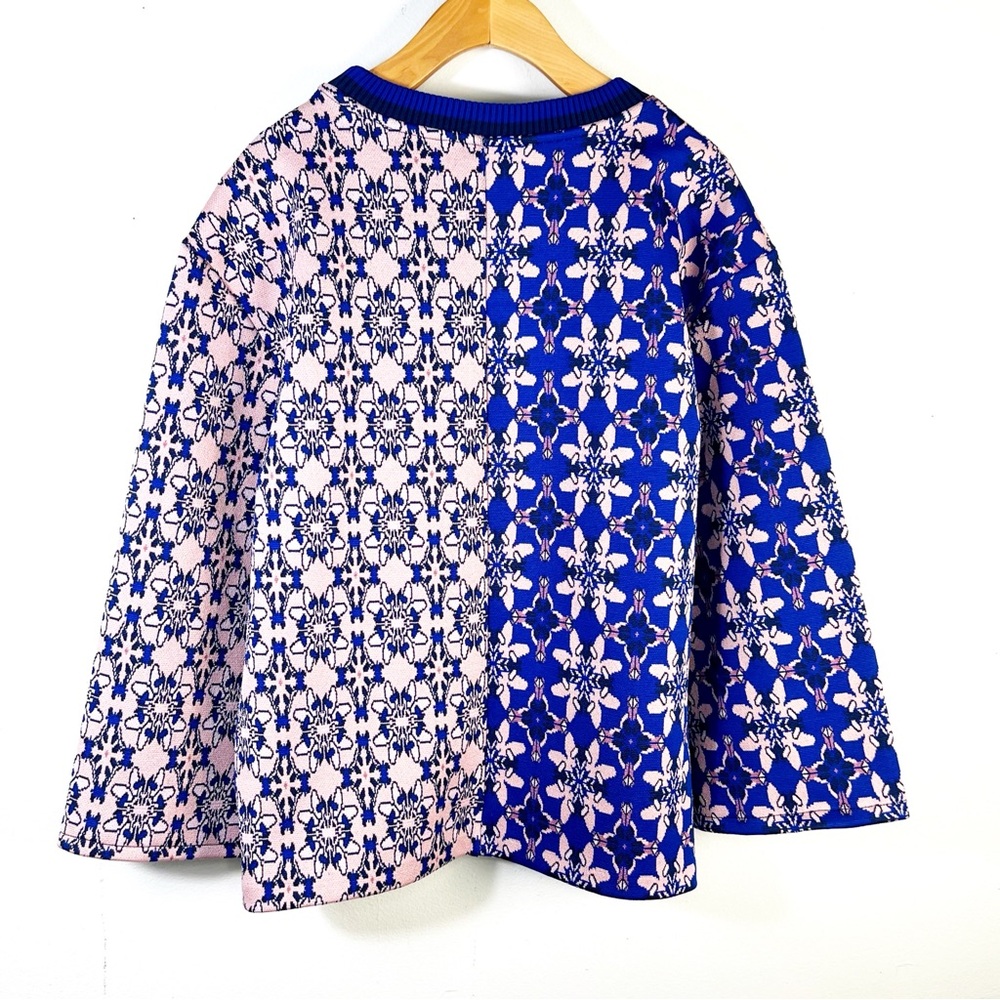 H&M Women's Size 6 Top 3/4 Sleeves Blue and Pink Geometric - Picture 2 of 6